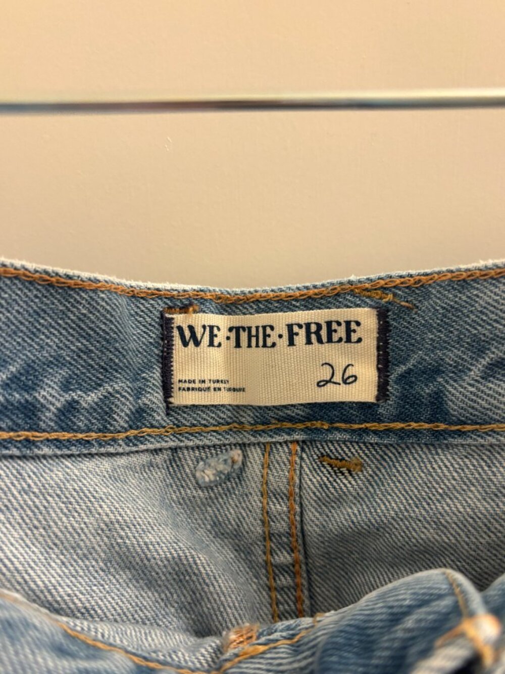 FREE PEOPLE / WE THE FREE now or never denim short size 26 NWT - Picture 3 of 5